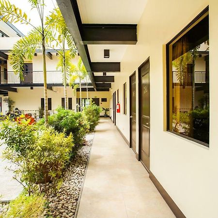 Oyo 244 Driggs Suites General Santos City Exterior photo