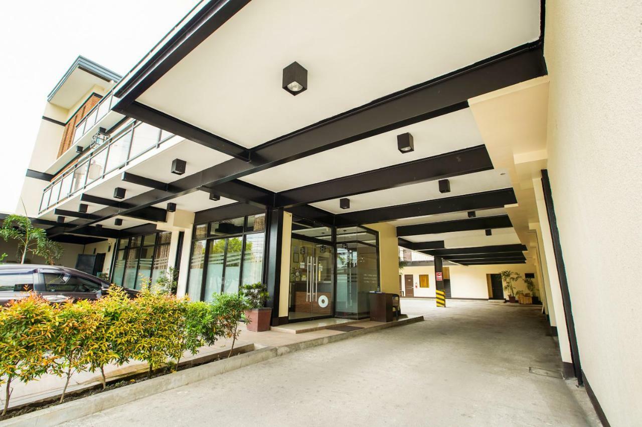 Oyo 244 Driggs Suites General Santos City Exterior photo